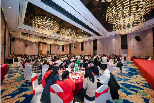 高薪诚聘连锁药房门店班长、店助