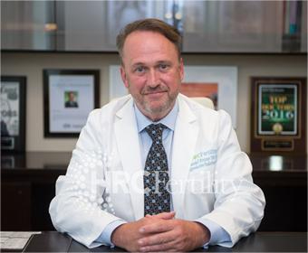 针对国内试管促排腹腔积液并发症，美国HRC是如何应对的？