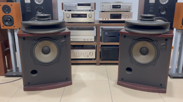 调音台音响设备库存音响设备新旧音响设备回收