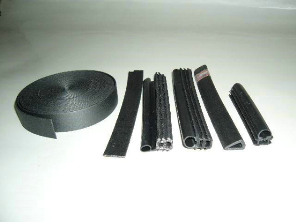 槽口减震可回弹海绵