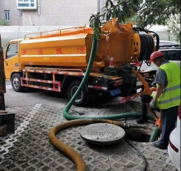 昆明吸粪车环卫抽粪 淤泥污水清理清运 化粪池清理 隔油池清理
